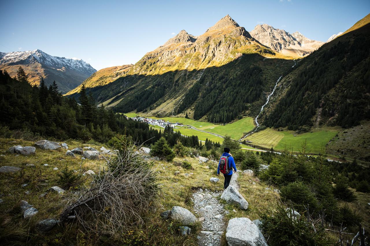 Das Chaletdorf - Pitztal Sankt Leonhard im Pitztal Ngoại thất bức ảnh