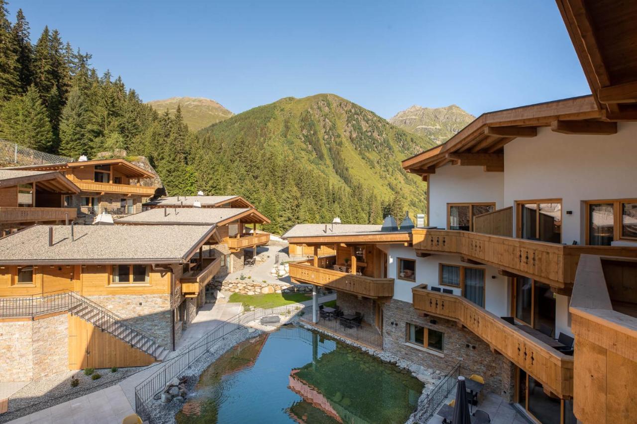 Das Chaletdorf - Pitztal Sankt Leonhard im Pitztal Ngoại thất bức ảnh